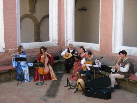 cantilena_egyuttessel.jpg cantilena_egyuttessel.jpg